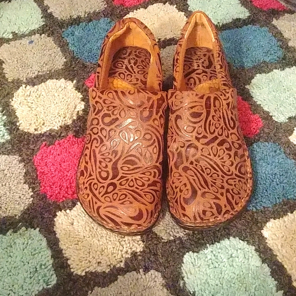 Born Leather Dress Shoes